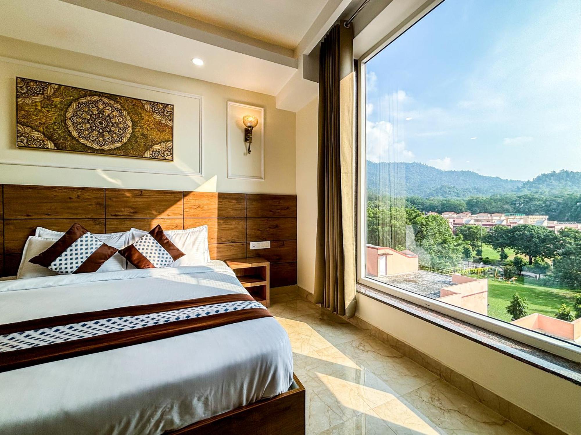 Hotel Nirvana Bliss, Behind Parmarth Niketan Rishīkesh المظهر الخارجي الصورة