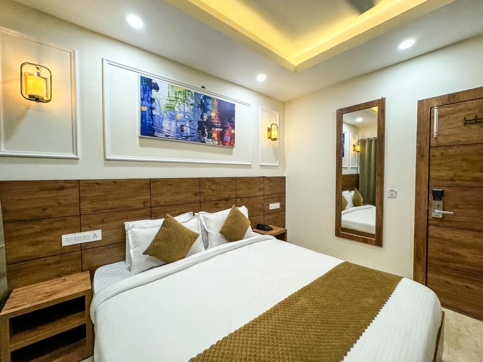 Hotel Nirvana Bliss, Behind Parmarth Niketan Rishīkesh المظهر الخارجي الصورة